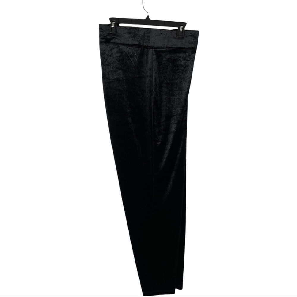 ⚫️⚫️⚫️ Soulmates Plus Black Velvet Pull On Pants with Tapered Legs